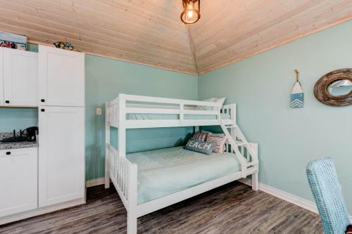 A Rocks Resort by Silver Sands Vacation Rentals - photo 10