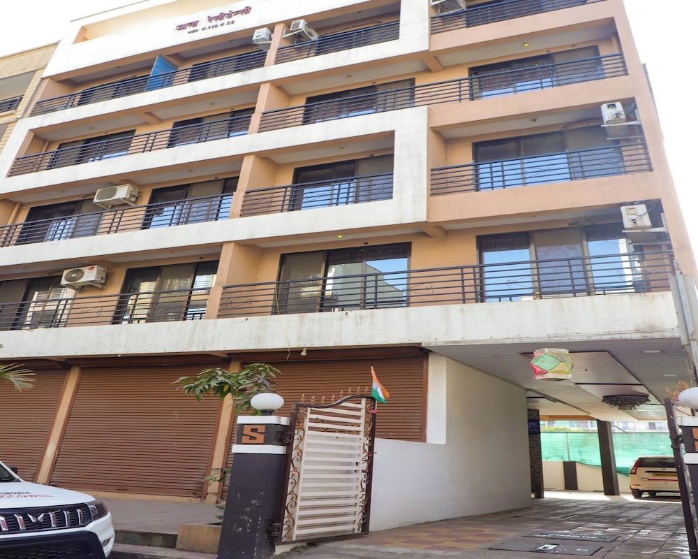 Hotel Om Sai in Panvel, India