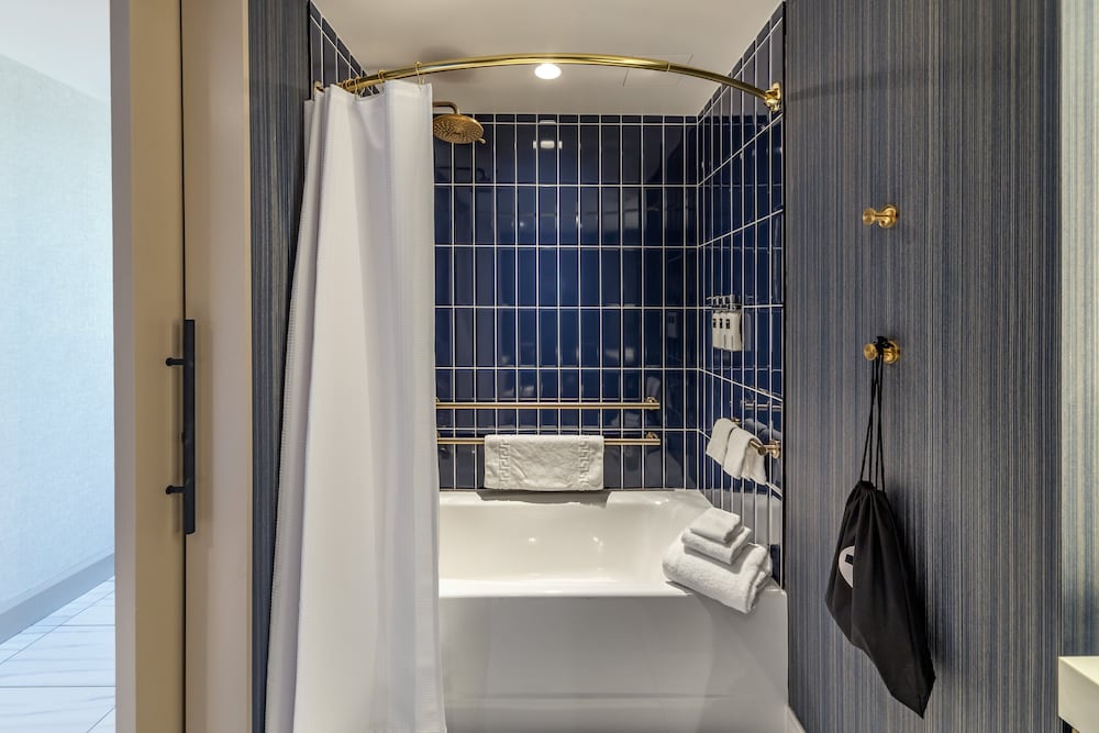 Omni Oklahoma City Hotel - photo 32