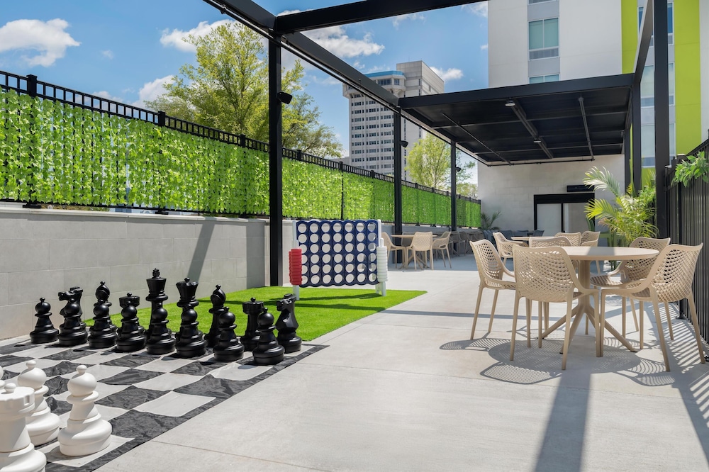 Home2 Suites by Hilton Jacksonville Downtown - photo 39