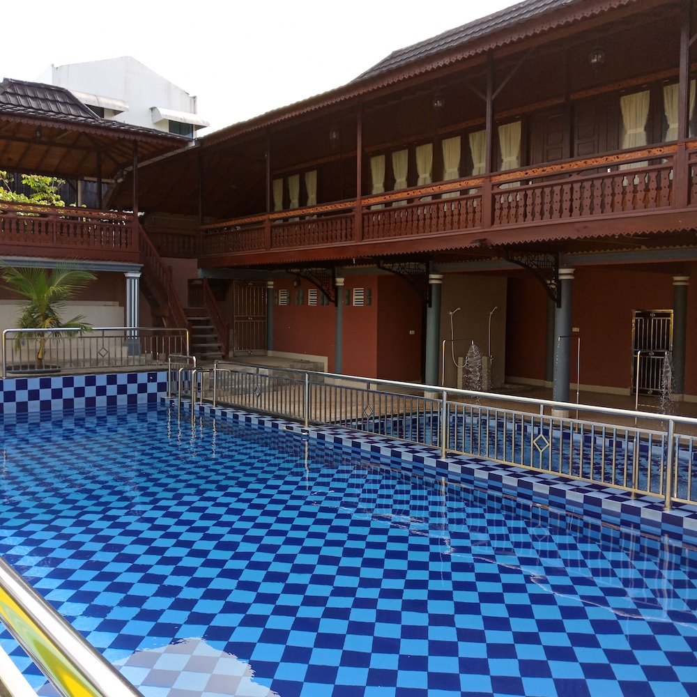 Grand Malaka Ethical Hotel