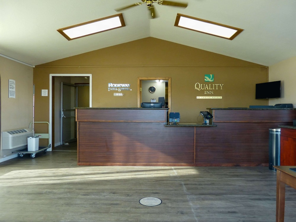 Rodeway Inn & Suites Ontario - photo 5