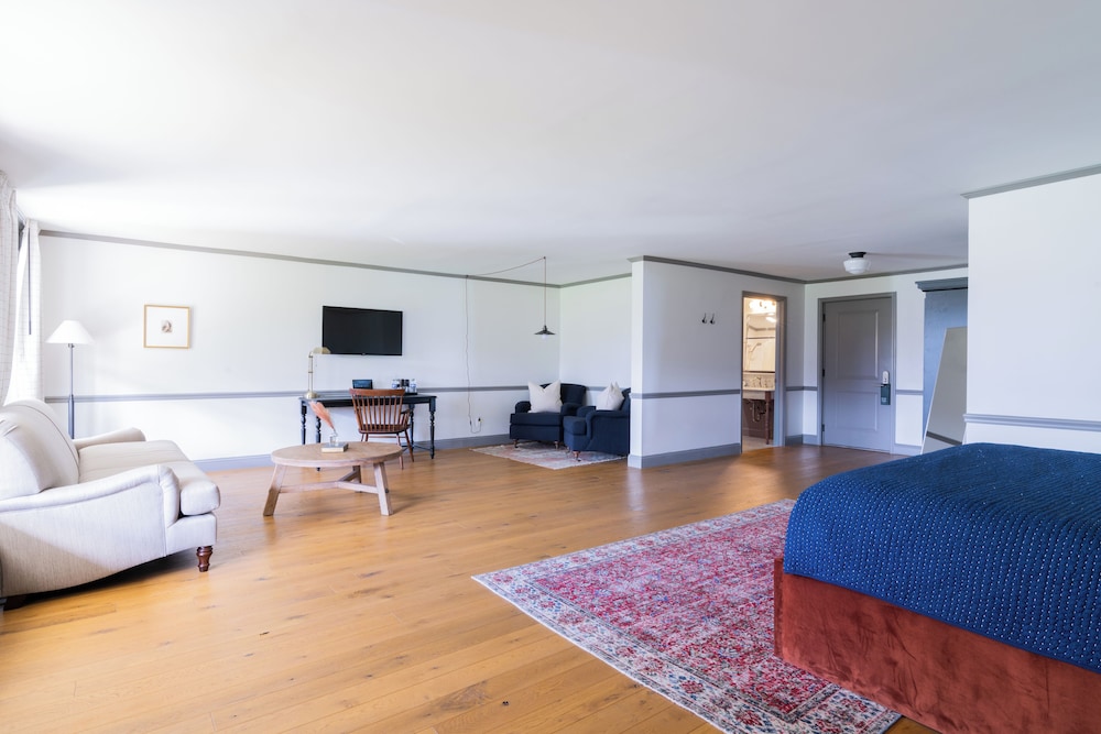 Wylder Hotel Windham - photo 35