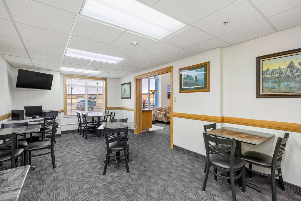 Days Inn by Wyndham Great Falls - photo 27