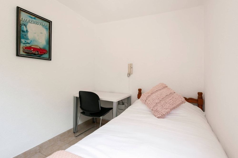 Room in Guest Room Cuarto En Las Lomas — hotel in Naucalpan De Juarez