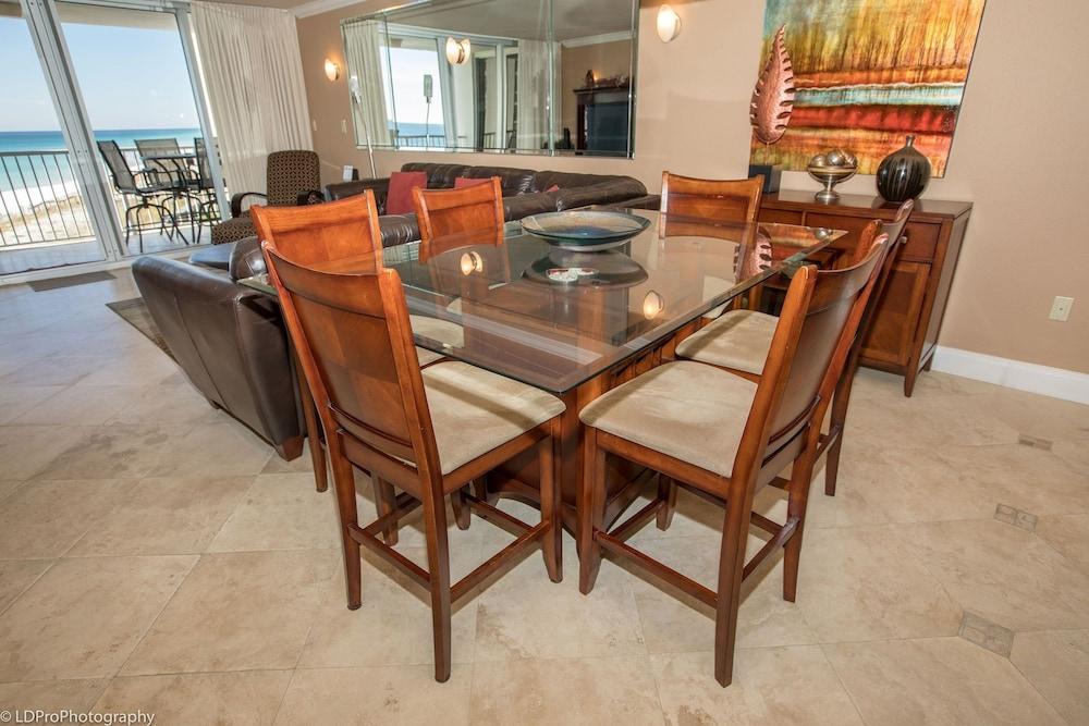 Shoreline Towers 1052 2 Bedroom Condo by RedAwning - photo 20
