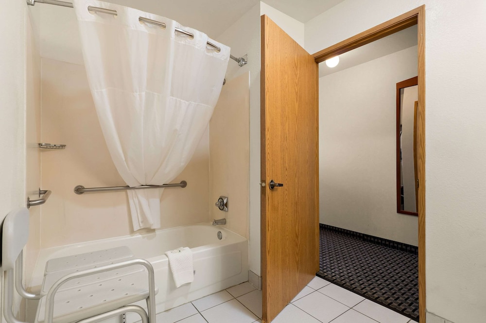 Quality Inn Cheyenne I 25 South - photo 12