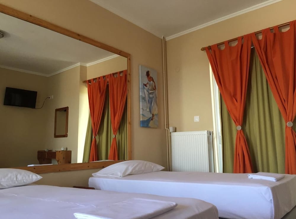 Bay Holiday Hotel Spa — Stylida