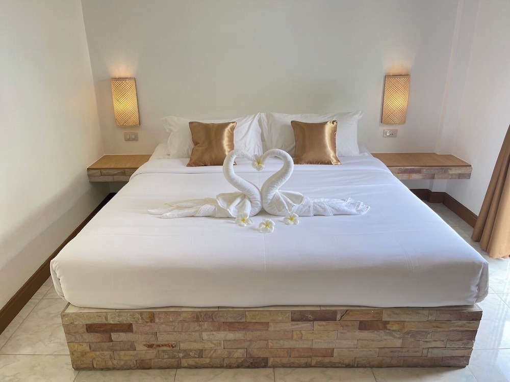 Sunrise Serenity Phuket Resort - last minute hotel in Phuket