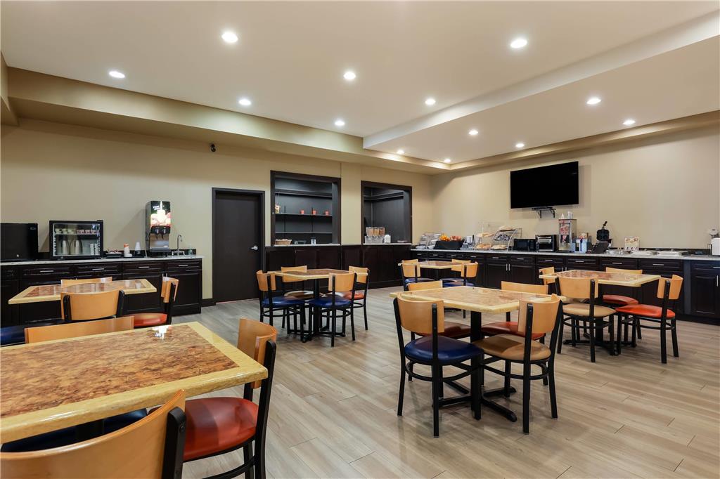 MainStay Suites Fitchburg Madison - photo 36