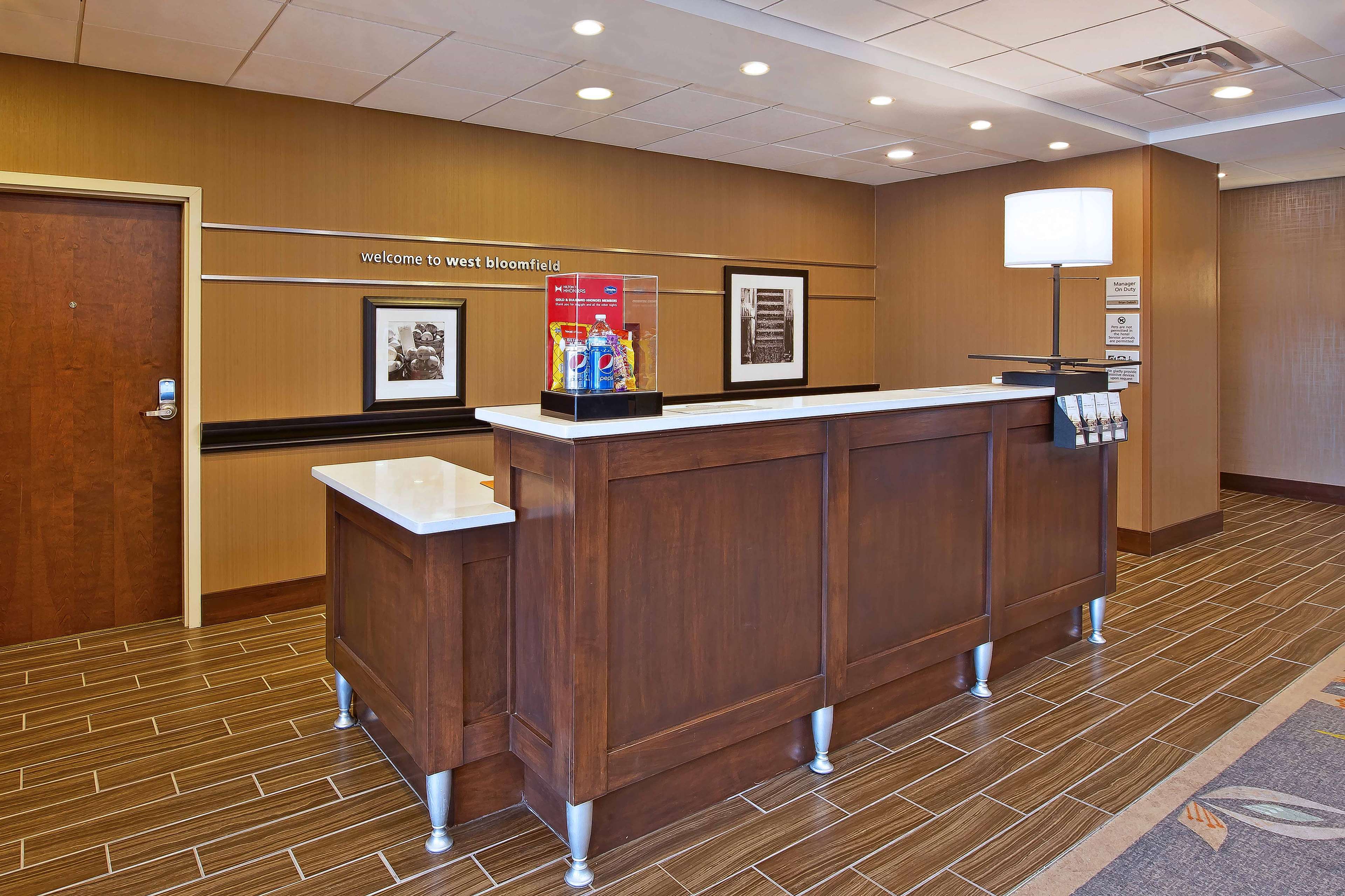 Hampton Inn by Hilton West Bloomfield Novi - photo 4