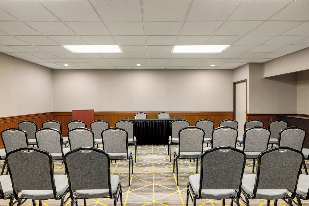Holiday Inn Louisville East Hurstbourne by IHG - photo 82