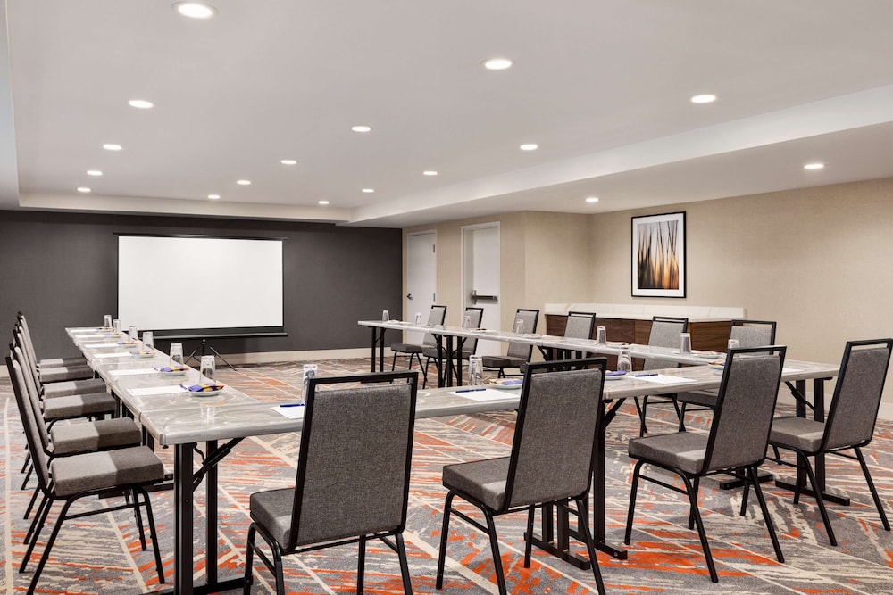 Doubletree by Hilton Columbus Dublin - photo 34
