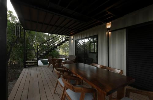 Casa Contenedor en Valladolid — 4-Star Luxury Hotel in Valladolid, Mexico