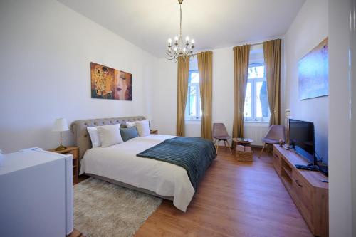 Čudesni drvored in Kikinda, Serbia