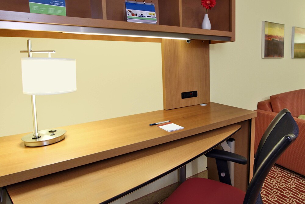 TownePlace Suites by Marriott San Jose Campbell - photo 2