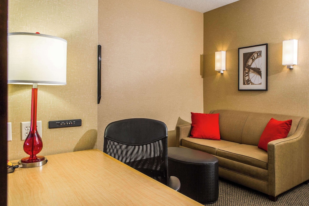 Cambria Hotel Raleigh Durham Airport - photo 5