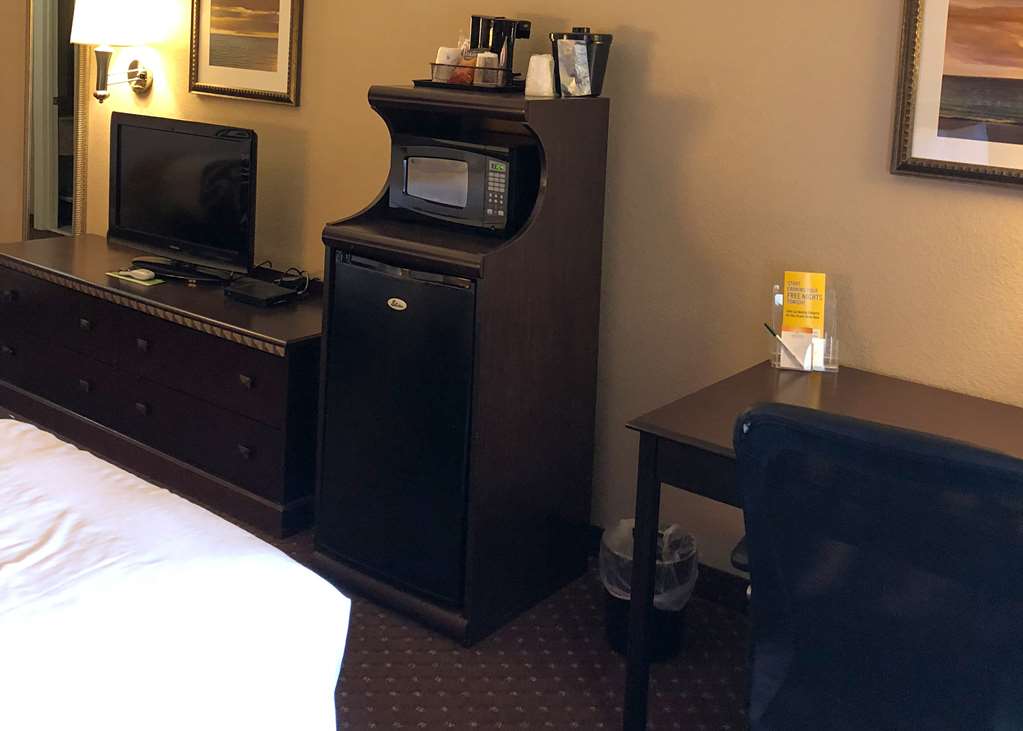 Americas Best Value Inn & Suites Gun Barrel City - photo 21