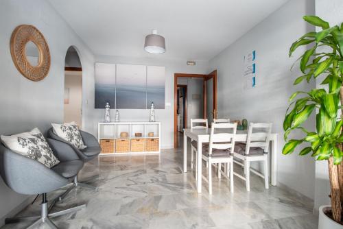 Apartamento Las Terrazas ll — 4-Star Luxury Hotel in Marbella, Spain