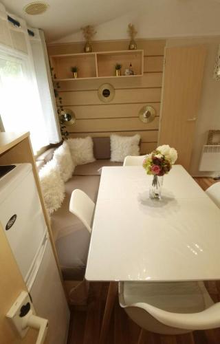 Ghislain et Pat — hotel in Saint-Cheron