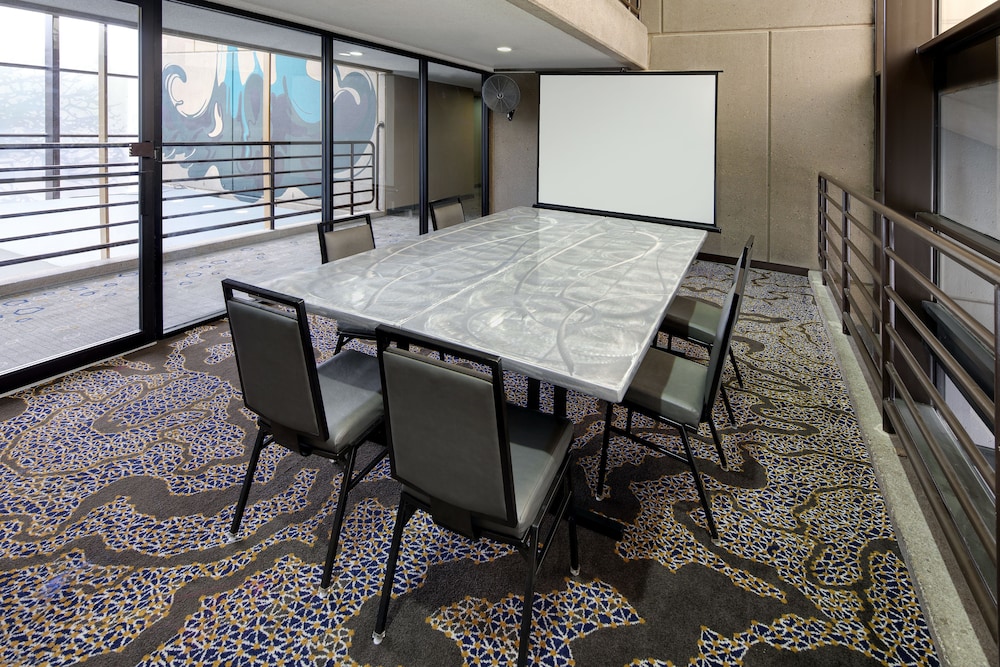 Courtyard by Marriott Austin University Area - photo 27