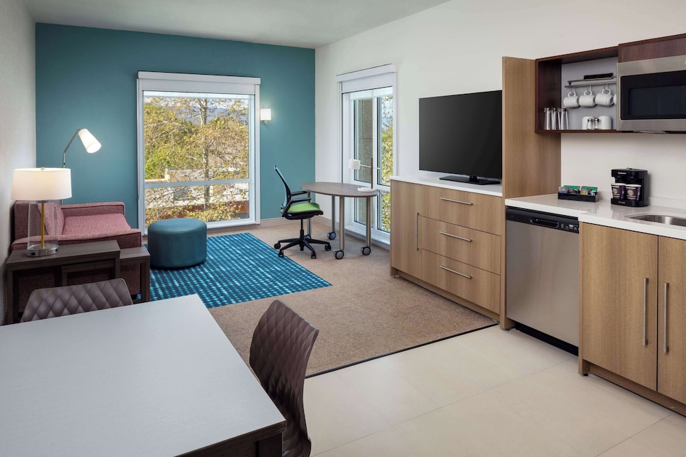 Home2 Suites by Hilton San Jose South - photo 10