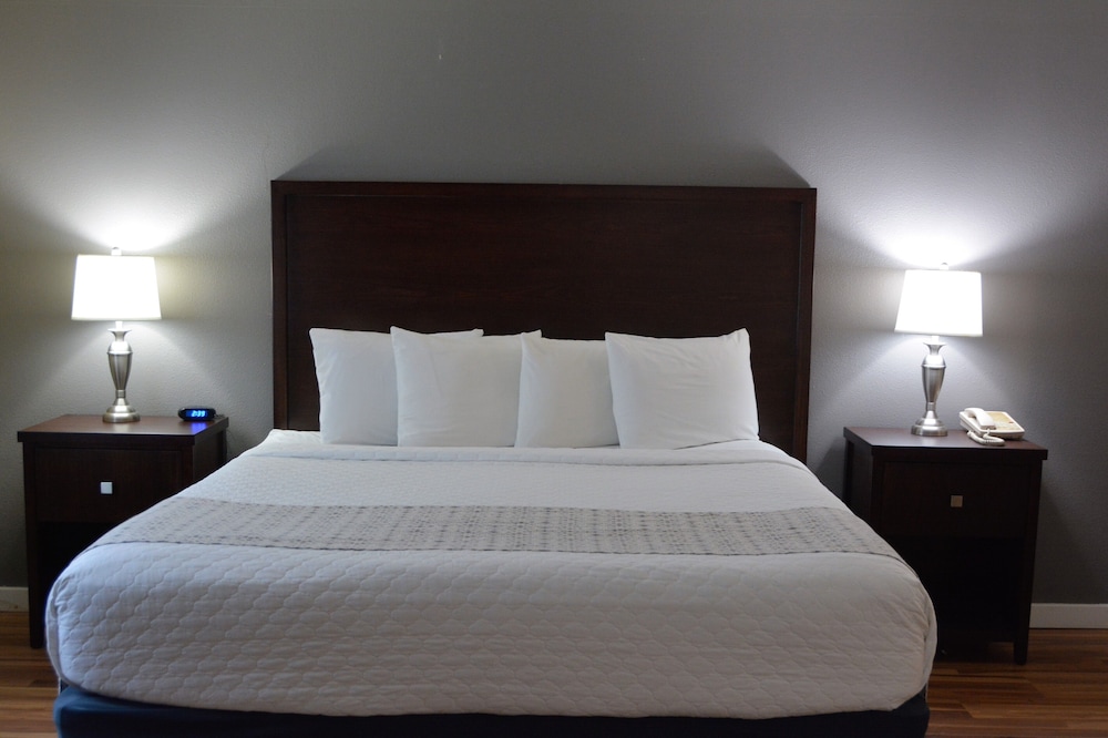 FairBridge Inn & Suites Dupont - photo 11