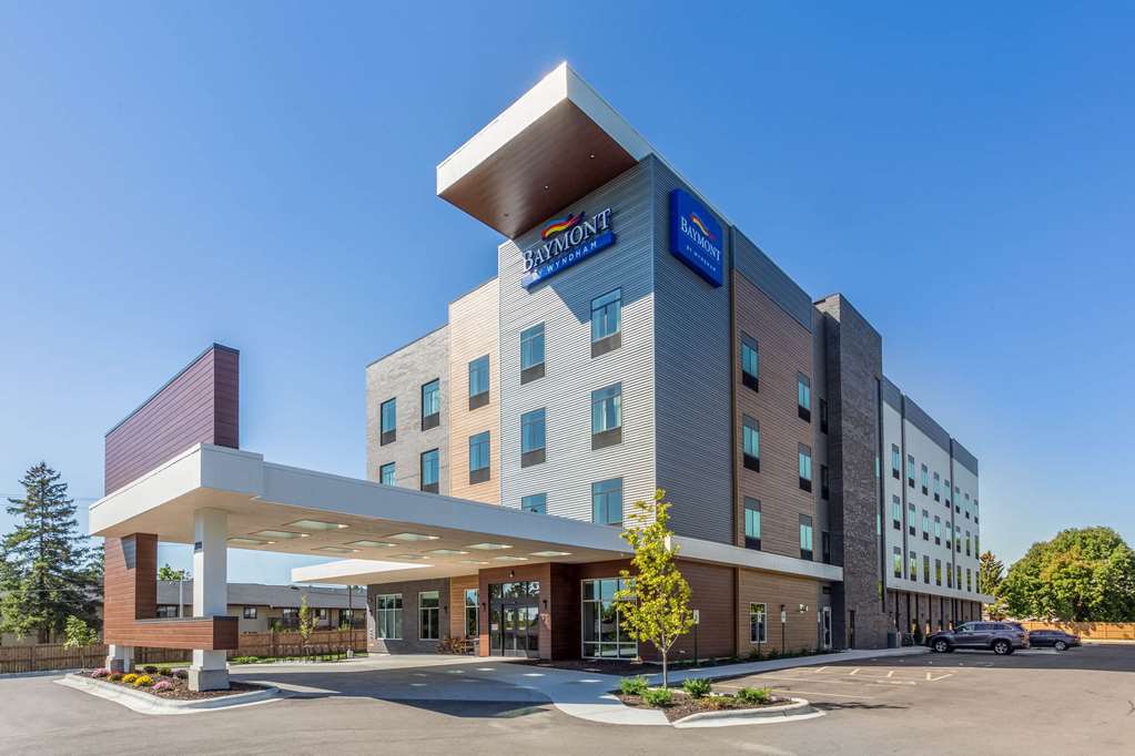 Baymont Inn & Suites by Wyndham Madison in Madison, United States