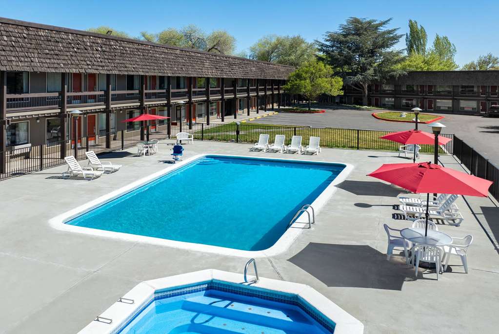 Days Inn by Wyndham Klamath Falls - photo 12
