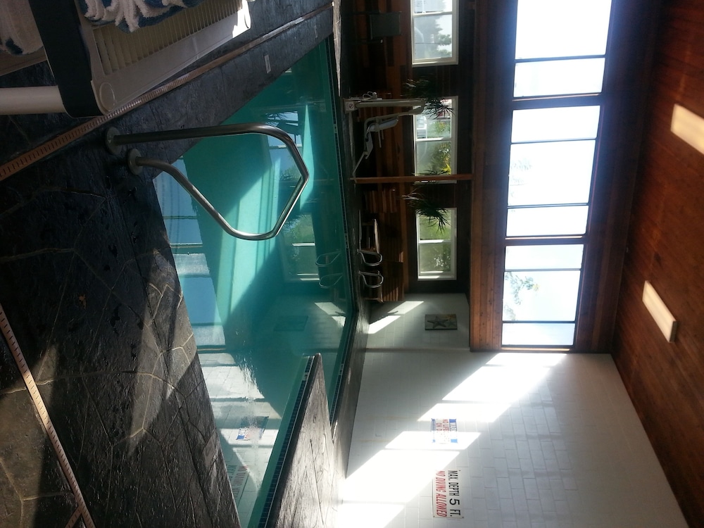 Motel West - photo 45