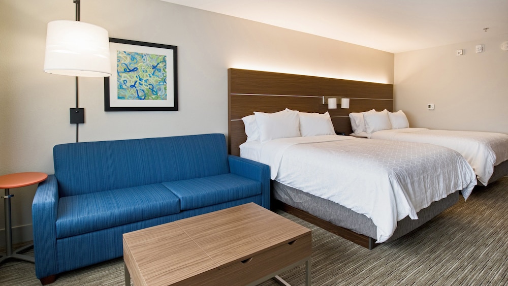 Holiday Inn Express & Suites Racine by IHG - photo 21