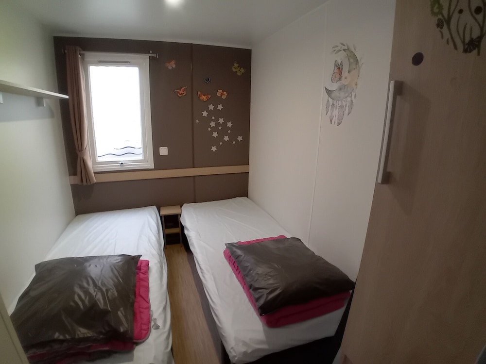 Mobil Homes Deux Chambres — Saint-Jean-De-Monts — photo 4