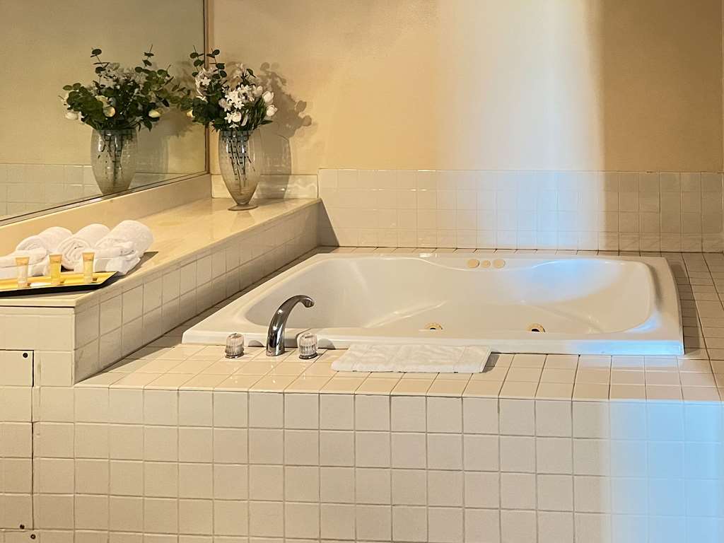 Comfort Inn and Suites Madison - photo 30