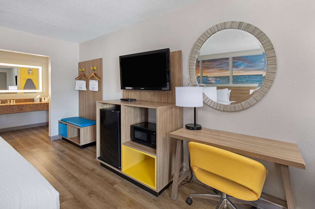 Days Inn by Wyndham St George - photo 30