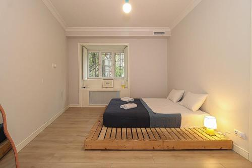 Mtatsminda Cozy Apt: Central & Comfy By Wehost