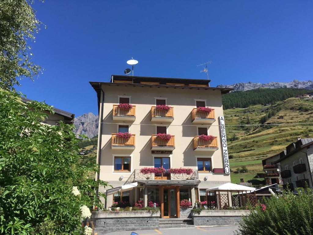 Hotel Zebrù — hotel in Santa Caterina Dello Ionio