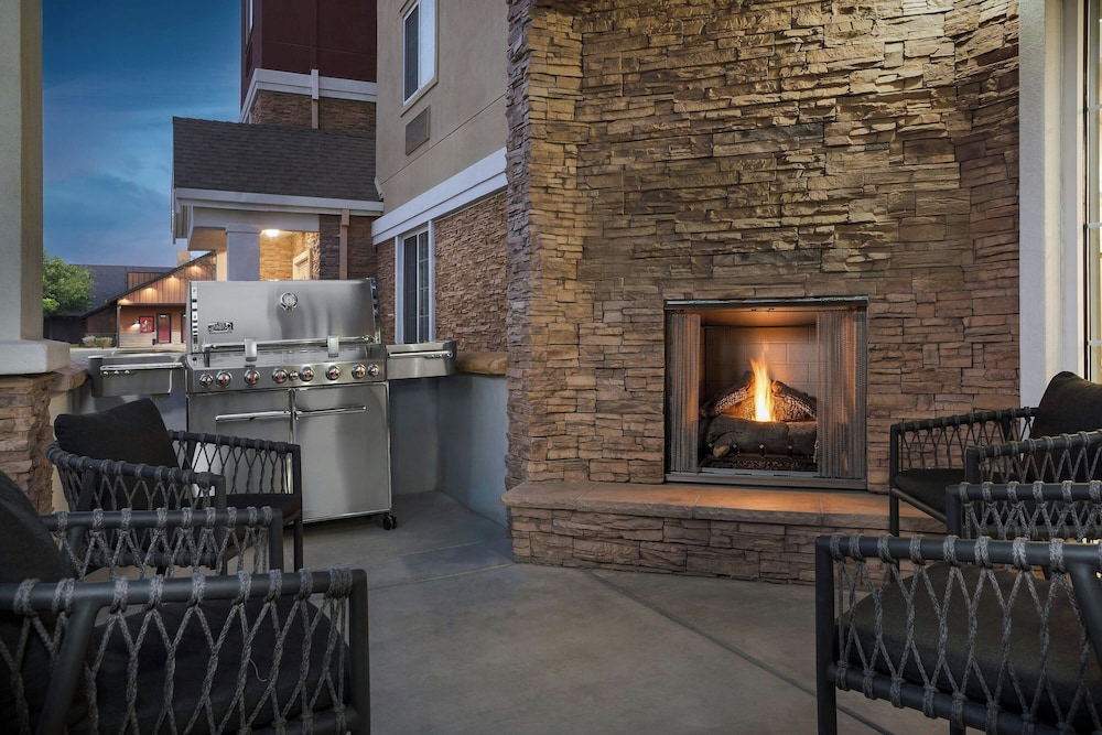 TownePlace Suites Marriott El Centro - photo 36