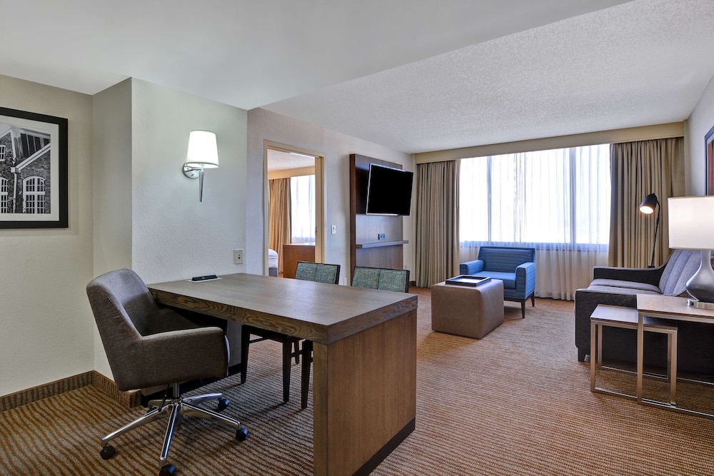Embassy Suites Hotel Winston Salem - photo 16