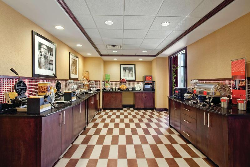 Hampton Inn & Suites Millington - photo 135