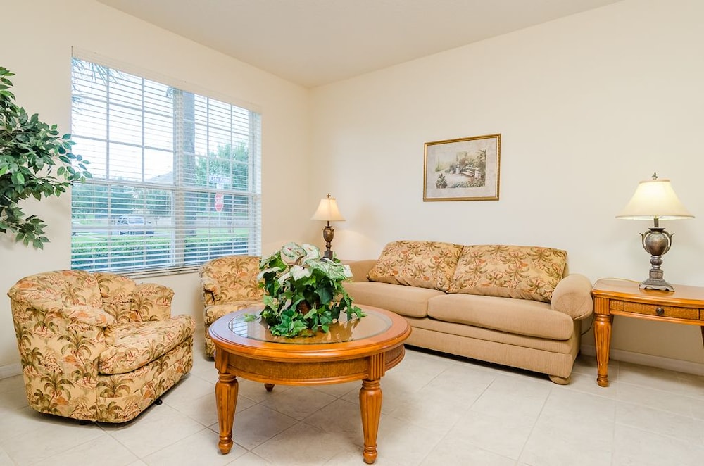 Ovm648 Emerald Island 7 Bed 4 Baths Villa — 4-Star Luxury Hotel in Kissimmee, United States