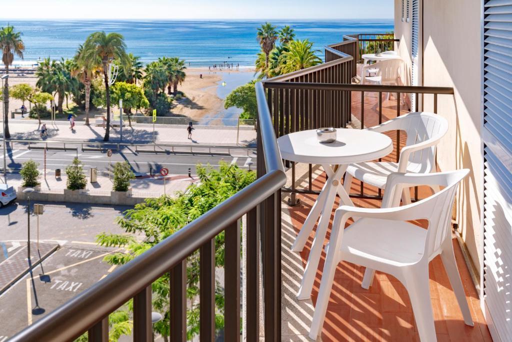 Hotel Rovira - carbon neutral hotel in Cambrils