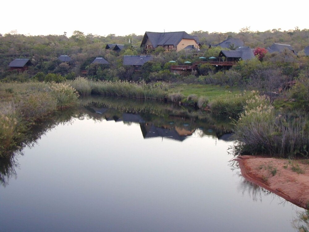 Witwater Safari Lodge & Spa — 5-Star Luxury Hotel in Polokwane, South Africa