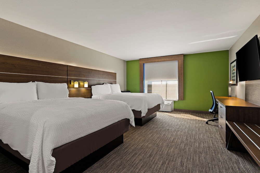 Holiday Inn Express Hotel & Suites Okmulgee by IHG - photo 13