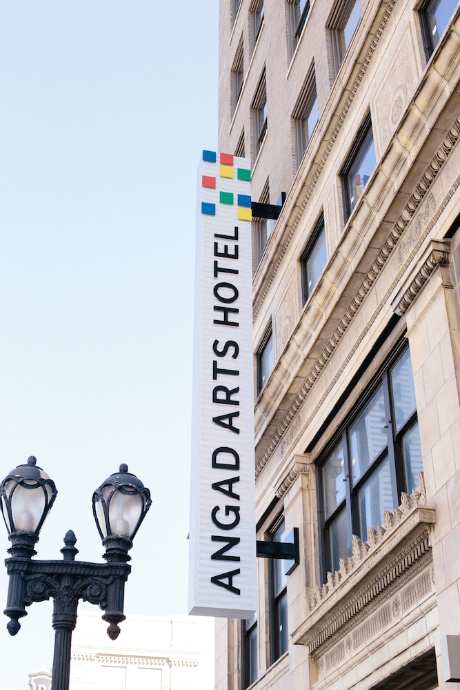 Angad Arts Hotel - photo 2