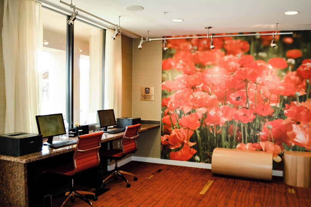 Courtyard by Marriott Salina - photo 30