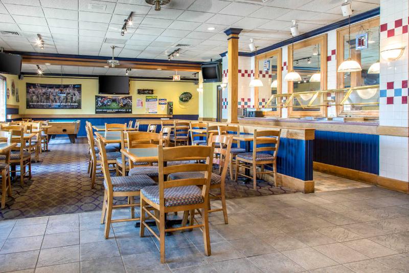 Bradley Inn - photo 24