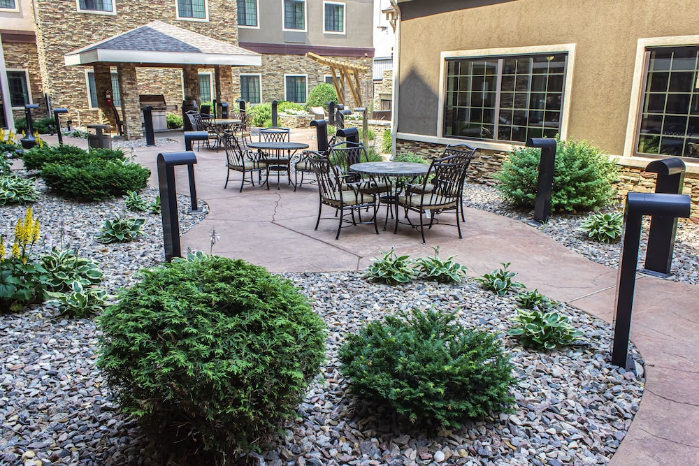 Staybridge Suites Minot by IHG - photo 30