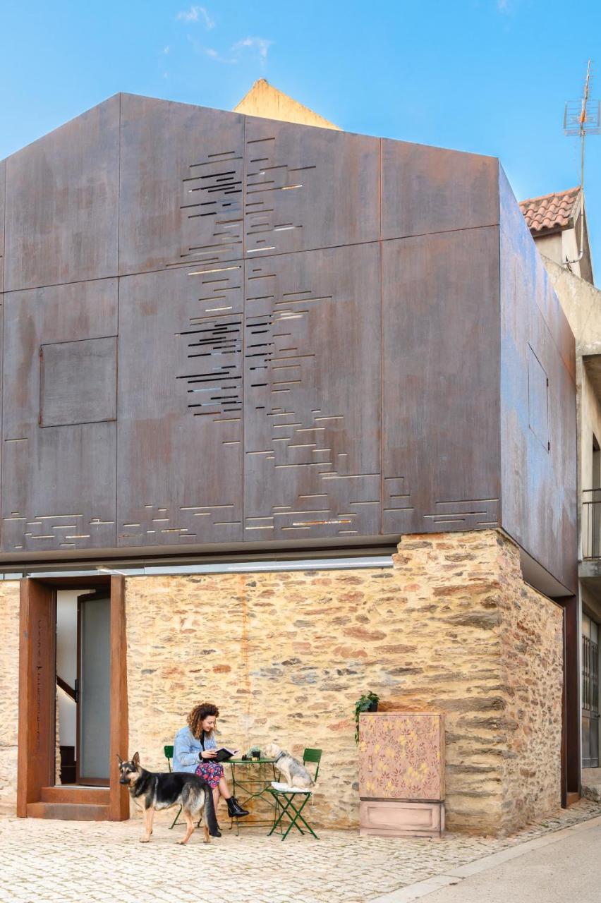 Casa do Ferreiro — 4-Star Luxury Hotel in Macedo De Cavaleiros, Portugal