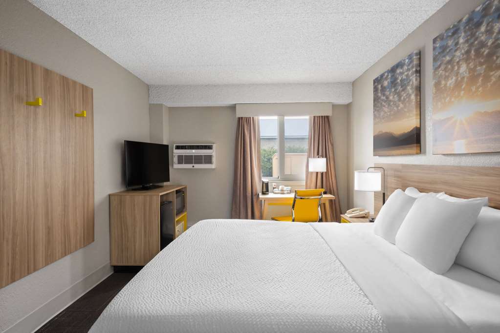 Days Inn & Suites by Wyndham Bozeman - photo 28