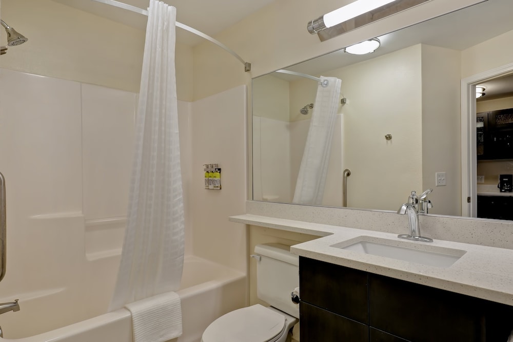 Candlewood Suites Indianapolis South by IHG - photo 26